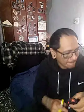 Snapshot of Joxker34 chatting on July 30, 2026, 3:11 pm Joxker34 online show from July 30, 2026, 3:11 pm