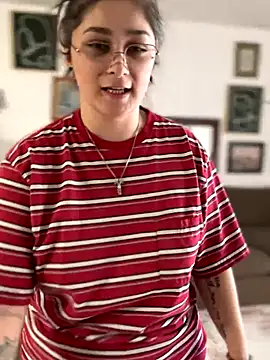 Alix Valentine online show from October 28, 2025, 5:34 pm