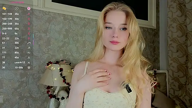 Snapshot of Emma_Frosty chatting on June 17, 2026, 10:19 pm Emma Frosty online show from June 17, 2026, 10:19 pm