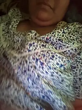 Snapshot of Villageanuty chatting on October 29, 2025, 1:59 am Villageanuty online show from October 29, 2025, 1:59 am