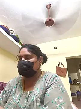 Snapshot of Villageanuty chatting on October 16, 2025, 6:21 am Villageanuty online show from October 16, 2025, 6:21 am