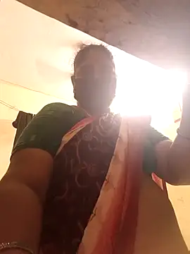 Snapshot of Villageanuty chatting on October 17, 2025, 10:29 am Villageanuty online show from October 17, 2025, 10:29 am