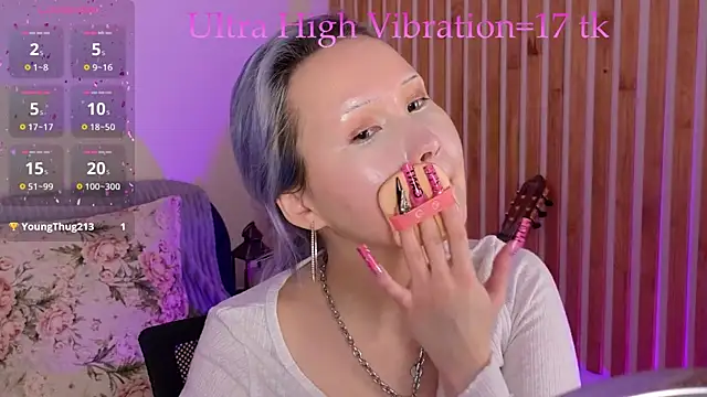 Snapshot of AsiaVegas chatting on June 18, 2026, 7:07 am AsiaVegas online show from June 18, 2026, 7:07 am
