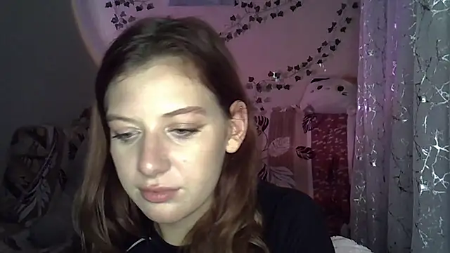 Snapshot of Lily_Ember chatting on November 25, 2025, 7:03 pm Lily Ember online show from November 25, 2025, 7:03 pm