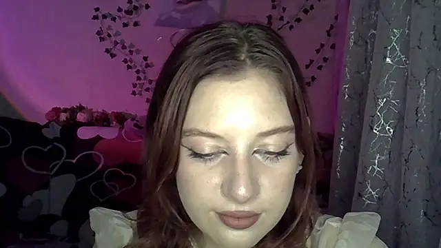 Snapshot of Lily_Ember chatting on November 17, 2025, 5:06 pm Lily Ember online show from November 17, 2025, 5:06 pm