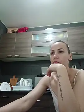 Aly-john1985 online show from October 9, 2025, 5:41 am