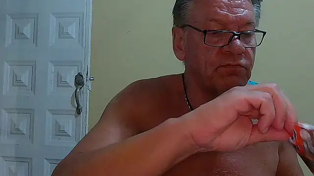 Unique X perience online show from March 17, 2026, 3:42 am