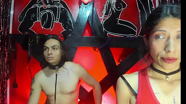 Snapshot of damian_and_tiana chatting on November 11, 2025, 5:13 am damian and tiana online show from November 11, 2025, 5:13 am