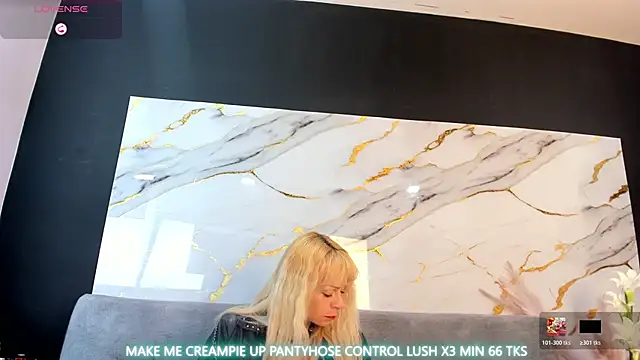 Snapshot of samanthajonexxx chatting on March 19, 2026, 5:35 pm samanthajonexxx online show from March 19, 2026, 5:35 pm