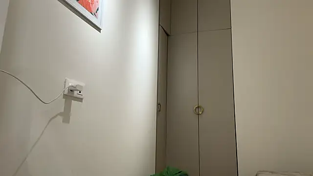 Kelly Berry   online show from March 13, 2026, 6:02 pm