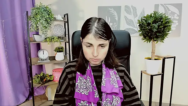 Snapshot of MartaEdams chatting on March 24, 2026, 6:24 am MartaEdams online show from March 24, 2026, 6:24 am