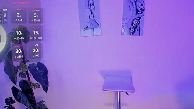 Snapshot of SamayRyann chatting on October 10, 2025, 12:50 pm SamayRyann online show from October 10, 2025, 12:50 pm