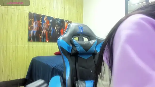 Snapshot of miaa_scott7 chatting on December 5, 2025, 3:21 pm miaa scott7 online show from December 5, 2025, 3:21 pm