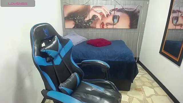 Snapshot of miaa_scott7 chatting on October 25, 2025, 12:28 pm miaa scott7 online show from October 25, 2025, 12:28 pm