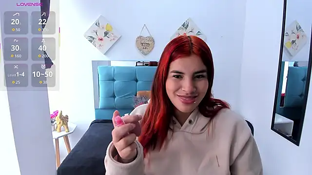 Snapshot of Sharloth_F_W chatting on December 2, 2025, 1:46 pm Sharloth F W online show from December 2, 2025, 1:46 pm