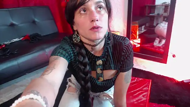 Samy Hoops online show from December 18, 2025, 7:29 pm