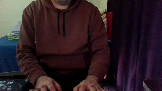 Snapshot of st206boy chatting on March 25, 2026, 11:03 pm st206boy online show from March 25, 2026, 11:03 pm