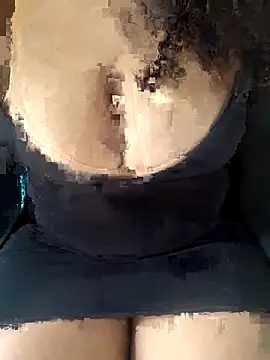 Snapshot of jadeamourim__ chatting on November 23, 2025, 4:50 pm jadeamourim online show from November 23, 2025, 4:50 pm