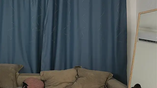 TaiteFairfield online show from November 13, 2025, 7:34 am