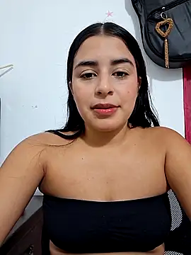 Snapshot of channell0 chatting on October 17, 2025, 6:06 am channell0 online show from October 17, 2025, 6:06 am