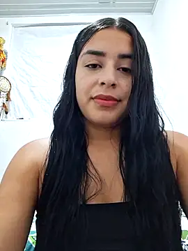 Snapshot of channell0 chatting on May 5, 2026, 5:10 am channell0 online show from May 5, 2026, 5:10 am
