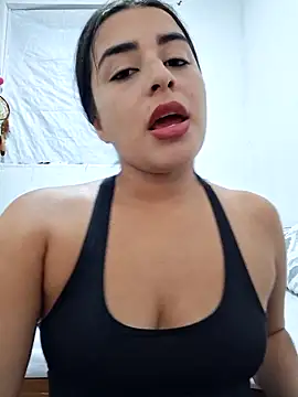 Snapshot of channell0 chatting on May 15, 2026, 5:05 am channell0 online show from May 15, 2026, 5:05 am