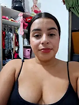 Snapshot of channell0 chatting on November 9, 2025, 5:33 am channell0 online show from November 9, 2025, 5:33 am