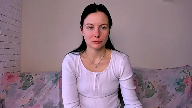 Elle Pearl  online show from March 10, 2026, 6:28 am