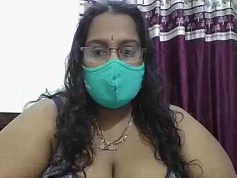 Reena-gowda online show from September 9, 2025, 6:17 pm
