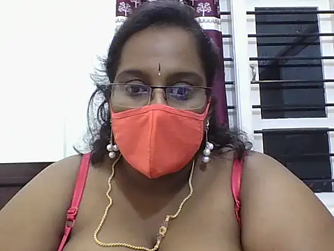 Reena-gowda online show from October 6, 2025, 4:41 pm