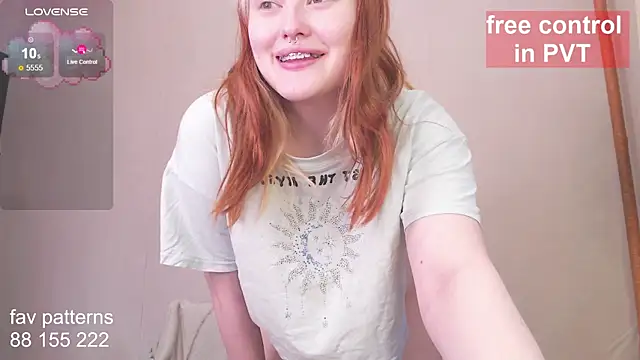 Snapshot of blissful_muse2 chatting on November 18, 2025, 6:39 am blissful muse2 online show from November 18, 2025, 6:39 am