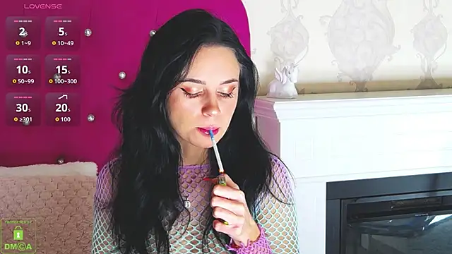 MaddySpears online show from October 7, 2025, 12:39 pm