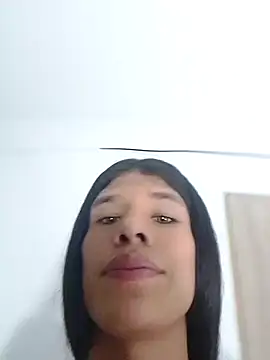 Snapshot of beautiful_taty chatting on February 3, 2026, 4:43 am beautiful taty online show from February 3, 2026, 4:43 am