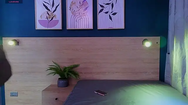 SarahMiler  online show from March 14, 2026, 11:49 am