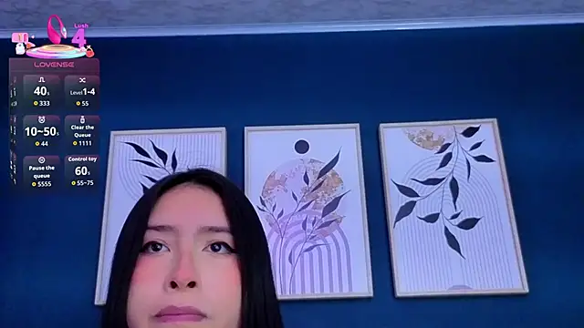 SarahMiler  online show from January 12, 2026, 7:42 pm