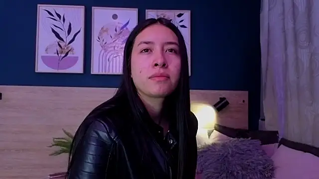 SarahMiler  online show from February 21, 2026, 11:12 am