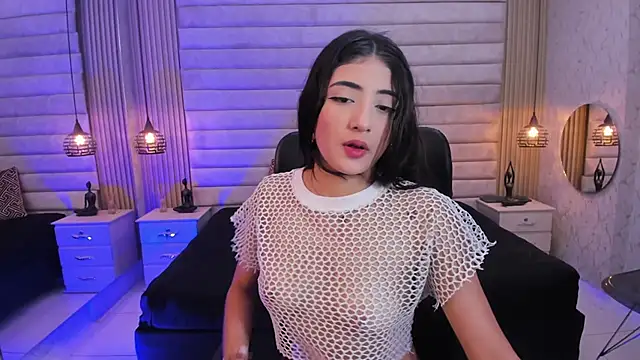 VictoriaaBlair online show from March 4, 2026, 7:10 pm