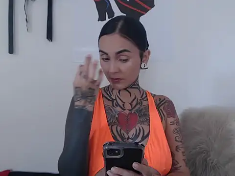 Sofia May online show from December 3, 2025, 12:48 pm