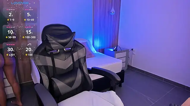 Snapshot of megara_x_ chatting on November 19, 2025, 2:33 am megara x online show from November 19, 2025, 2:33 am