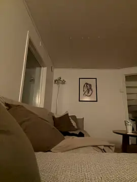 Snapshot of latina-pene chatting on October 14, 2025, 4:51 pm latina-pene online show from October 14, 2025, 4:51 pm