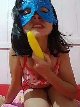 Snapshot of Luana_sexy42 chatting on February 8, 2026, 2:31 am Luana sexy42 online show from February 8, 2026, 2:31 am