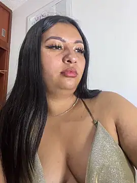 Snapshot of Issa_Santana chatting on December 16, 2025, 8:46 pm Issa Santana online show from December 16, 2025, 8:46 pm