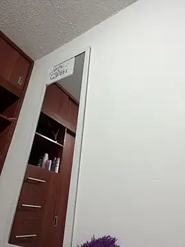 Issa Santana online show from December 20, 2025, 8:55 pm