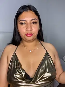 Issa Santana online show from March 18, 2026, 9:04 pm