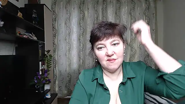 Snapshot of Illusionq chatting on February 25, 2026, 5:07 am Illusionq online show from February 25, 2026, 5:07 am