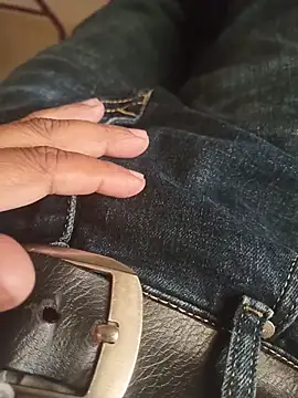 Snapshot of silvaa89 chatting on November 19, 2025, 9:31 am silvaa89 online show from November 19, 2025, 9:31 am