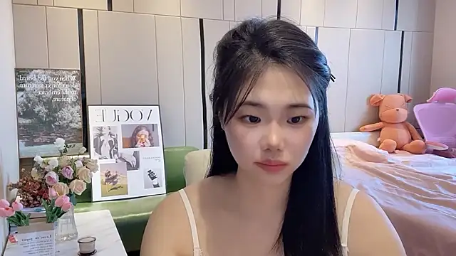 suki-1 online show from October 7, 2025, 6:58 am