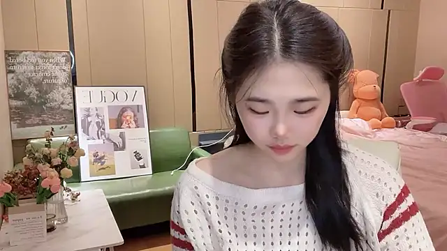 suki-1 online show from October 12, 2025, 7:43 am