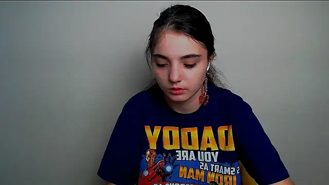 Snapshot of Sun_Shine__ chatting on October 19, 2025, 2:42 pm Sun Shine online show from October 19, 2025, 2:42 pm