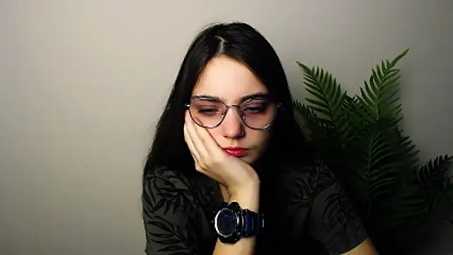 Snapshot of Sun_Shine__ chatting on December 4, 2025, 10:53 pm Sun Shine online show from December 4, 2025, 10:53 pm